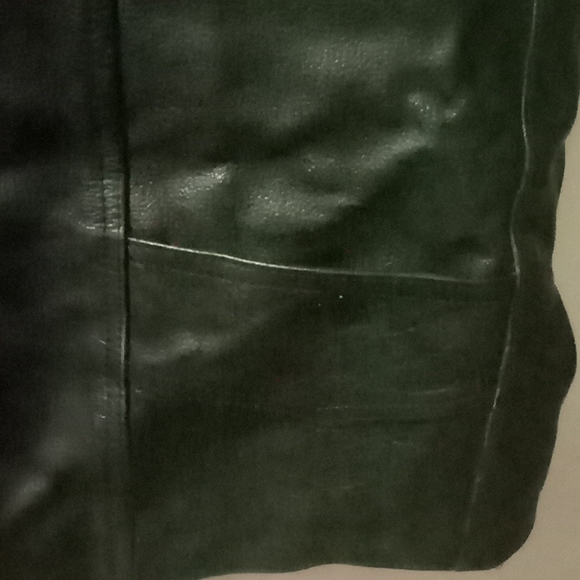 Vest - Picture 4 of 6